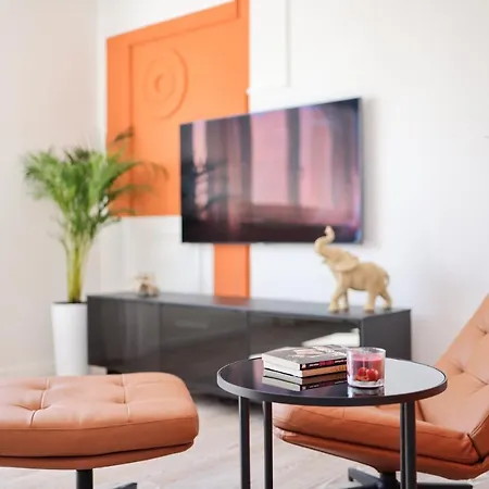 Days-panoramic City/sea View Апартаменты Задар