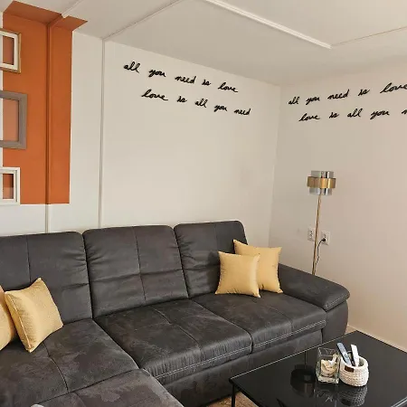 Days-panoramic City/sea View Apartmán *