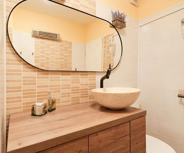 Days-panoramic City/sea View Lejlighed